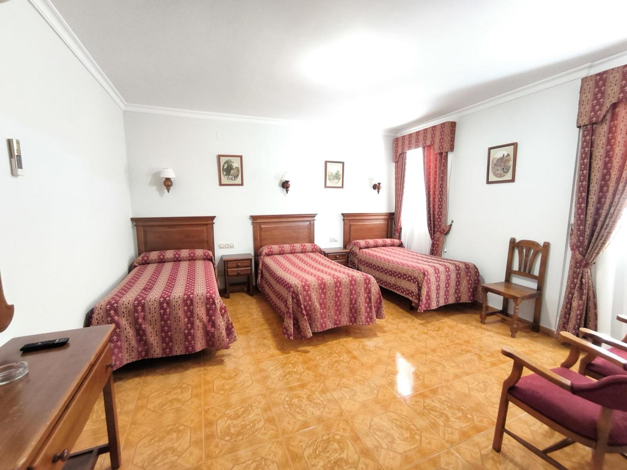 Hostal Bellido Montilla Exterior foto