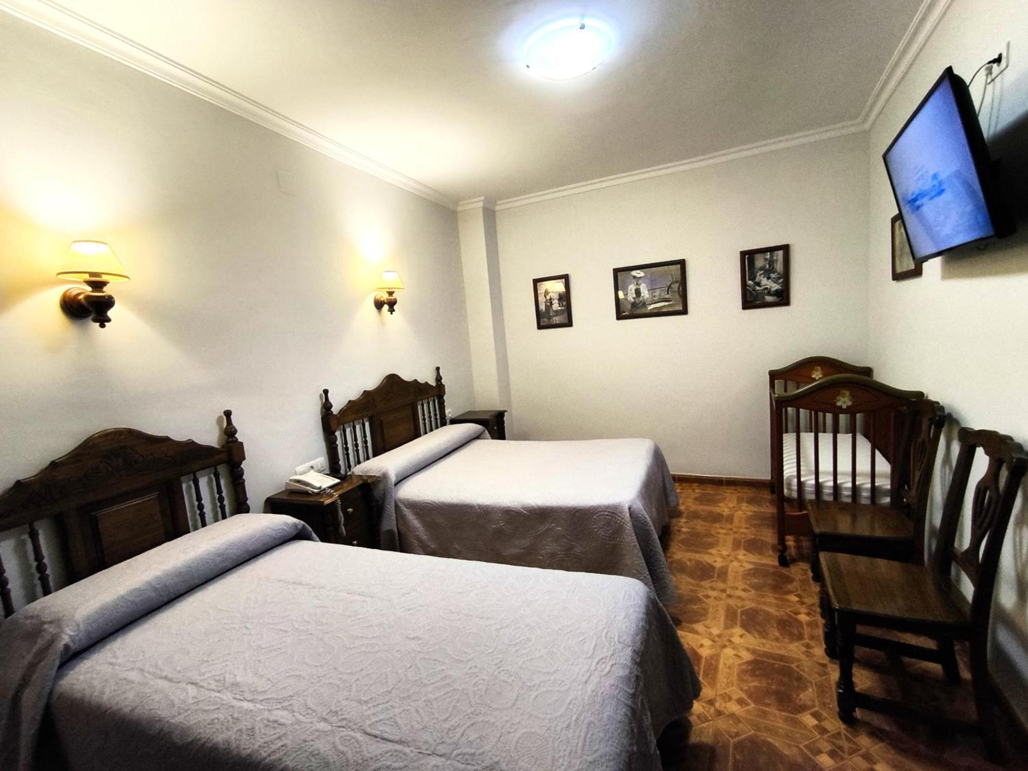 Hostal Bellido Montilla Exterior foto